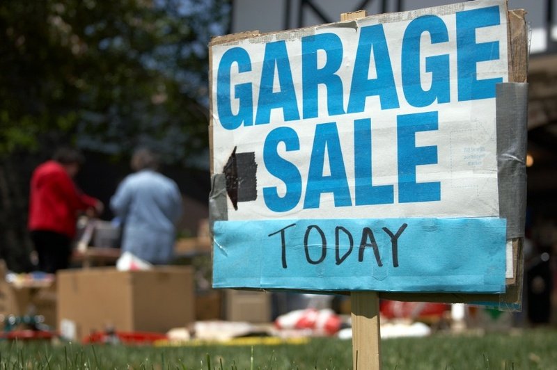 signgarage.jpg
