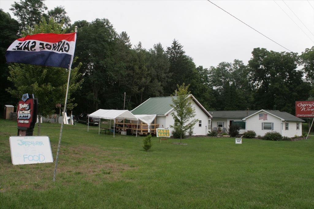 garage_sale_rental garage_sale_rental